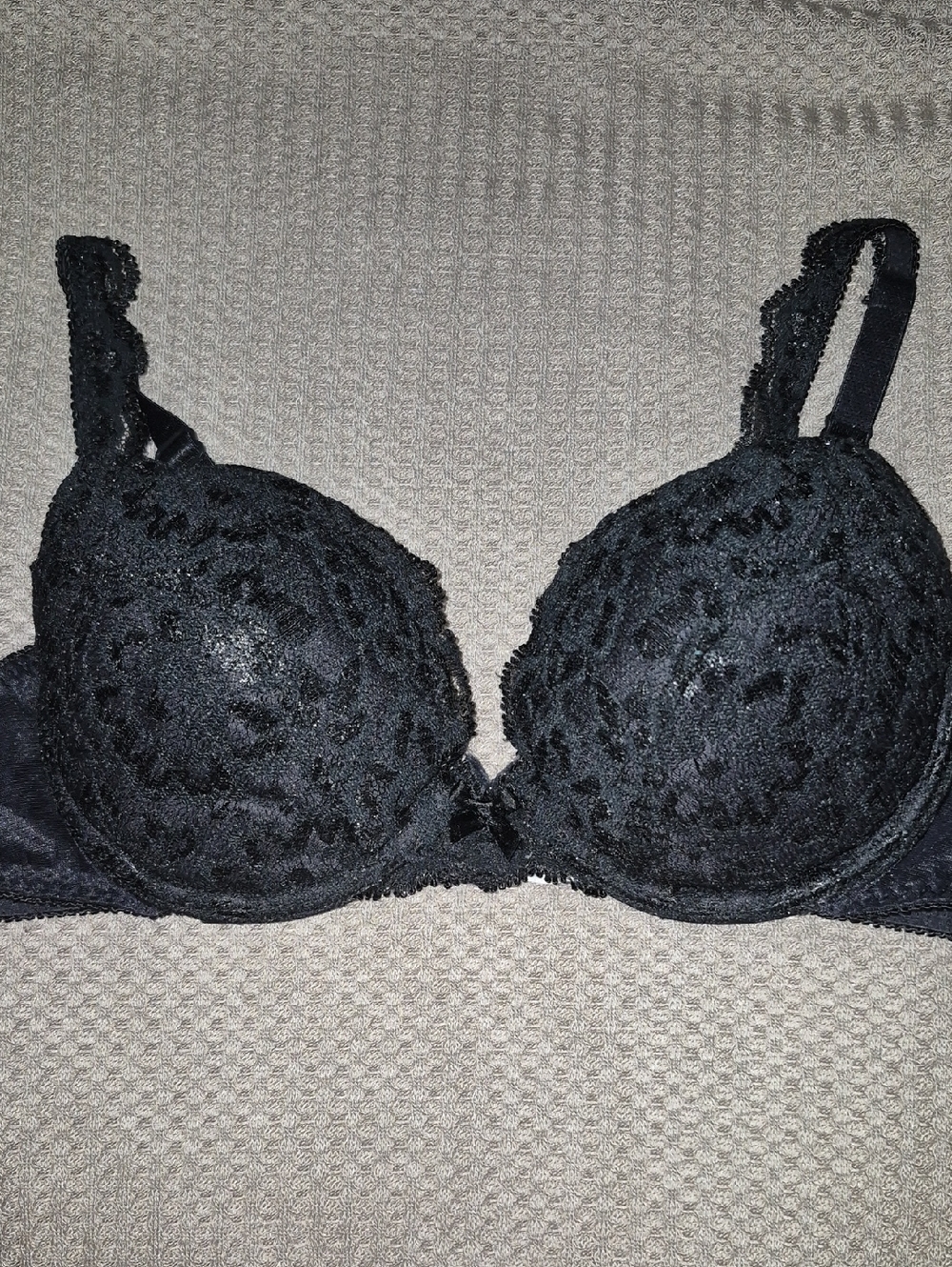Vintage Vassarette Black Lace 36A Push-Up Bra